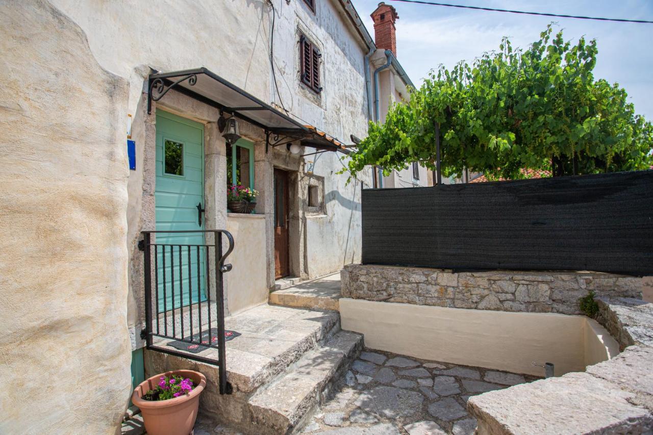 Parona Holiday Home Връбник Екстериор снимка