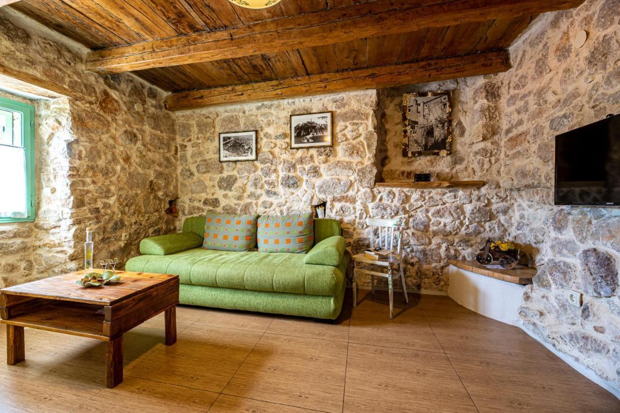 Parona Holiday Home Връбник Екстериор снимка