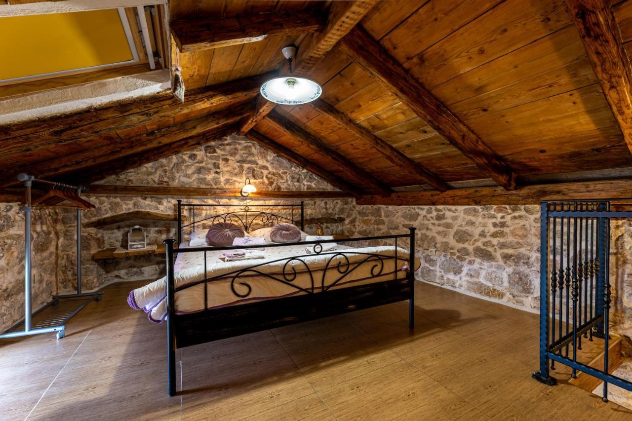Parona Holiday Home Връбник Екстериор снимка